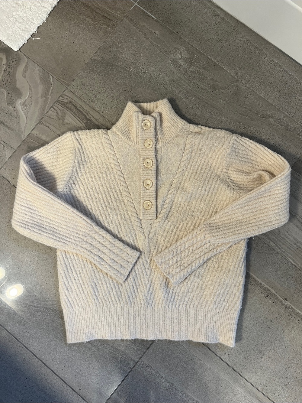 B.YOUNG Knit Sweater